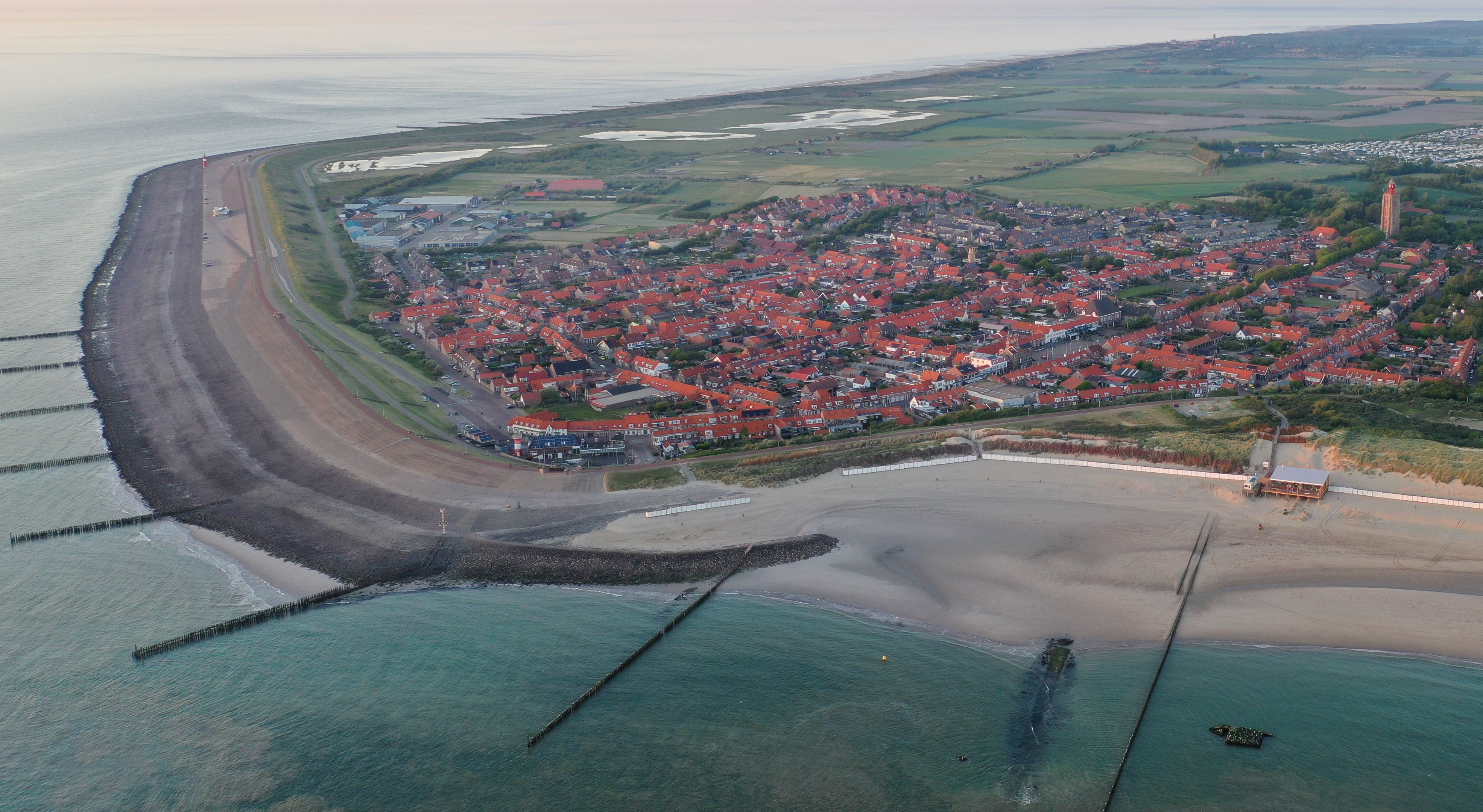 luchtfoto Westkapelle Polderhuis